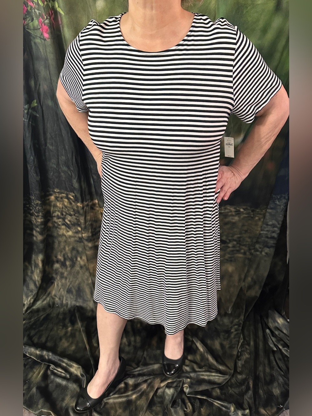 Old Navy XXL Black and White Striped Short Sleeve Tshirt Swing Dress NWT